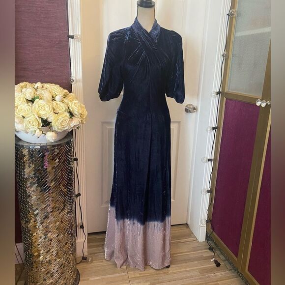 BCBG MaxAzria Runway crushed velvet maxi dress, size 0 - Picture 1 of 12